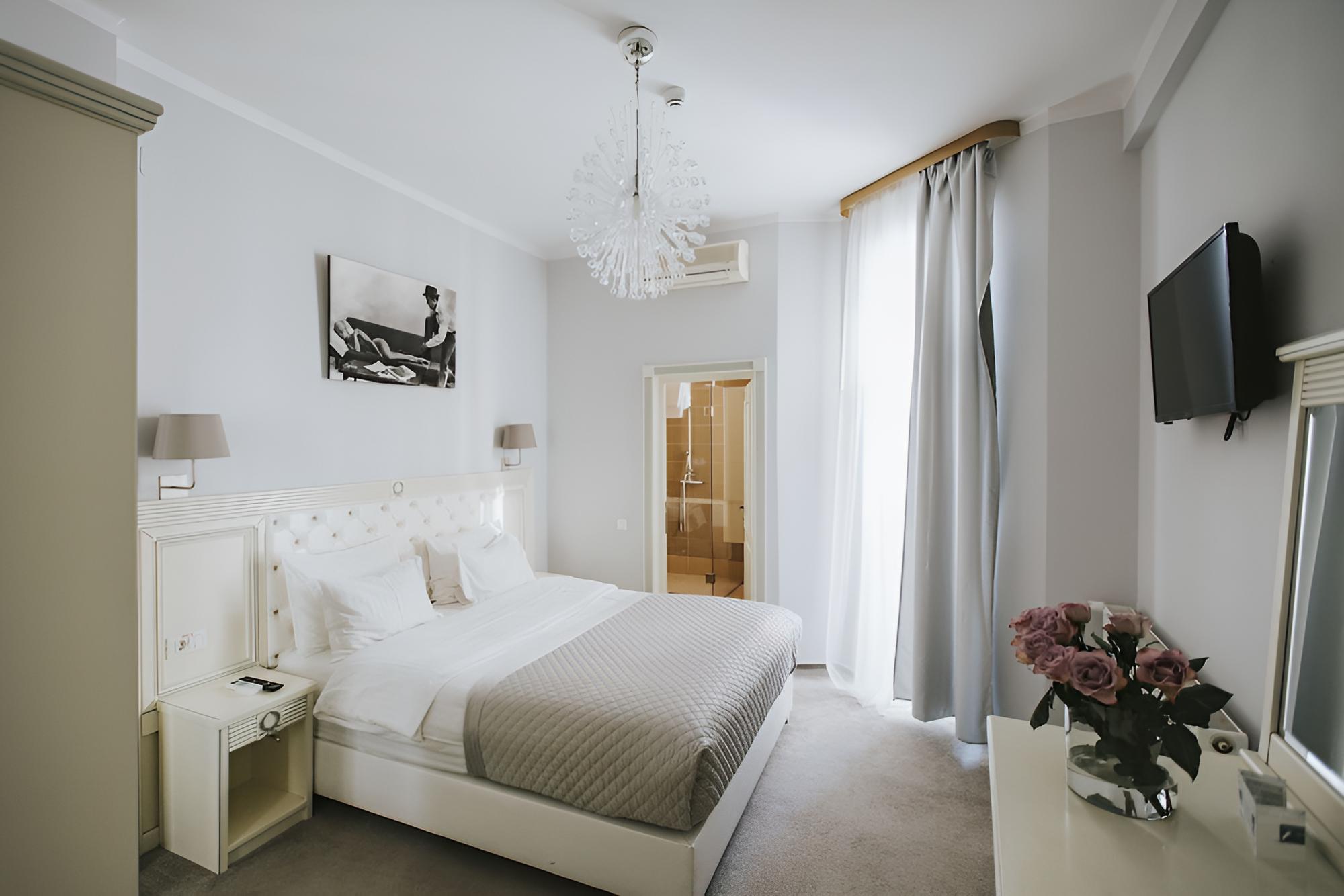 Cherie Hotel Boutique & Restaurant