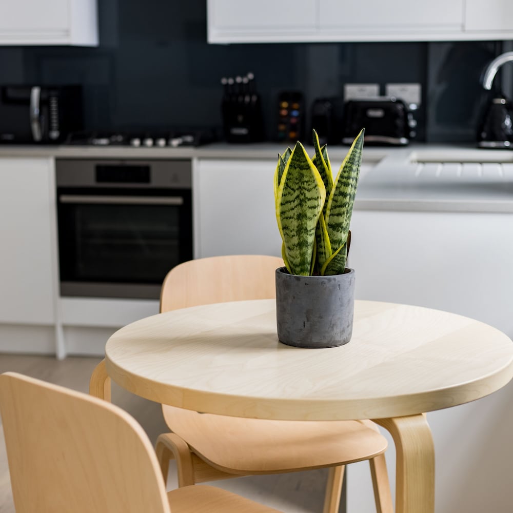 Cool Leicester Sq Studio - Netflix Nespresso