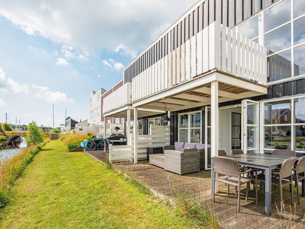 6 Person Holiday Park Home in Ebeltoft