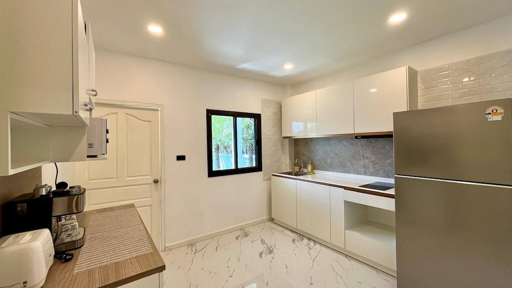 Khaolak Pool Villa With 3 Bedrooms
