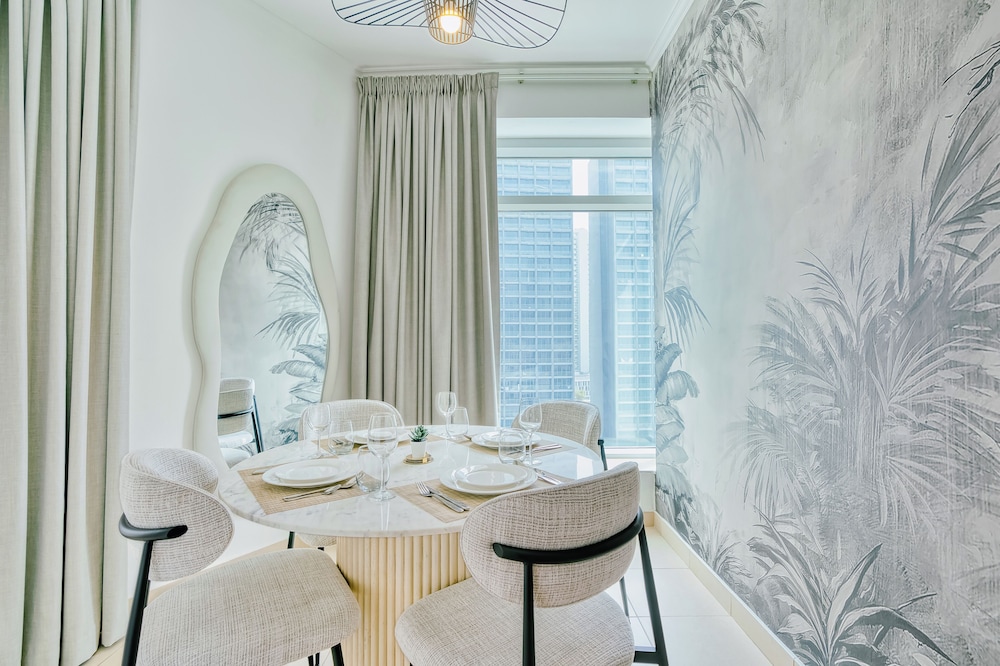 PVH - Inviting 1BR - Burj Views