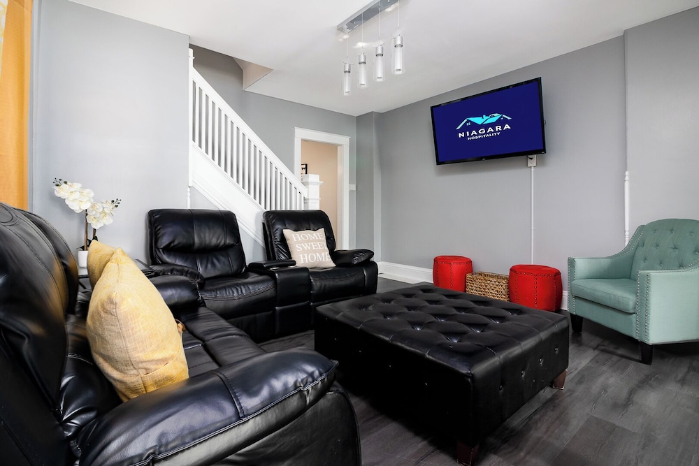Double House Rental – 11Br Perfect For Big Groups