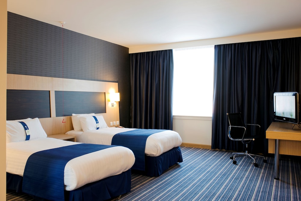 Rotherham Vacations - Holiday Inn Express Rotherham North, an IHG Hotel - Property Image 4