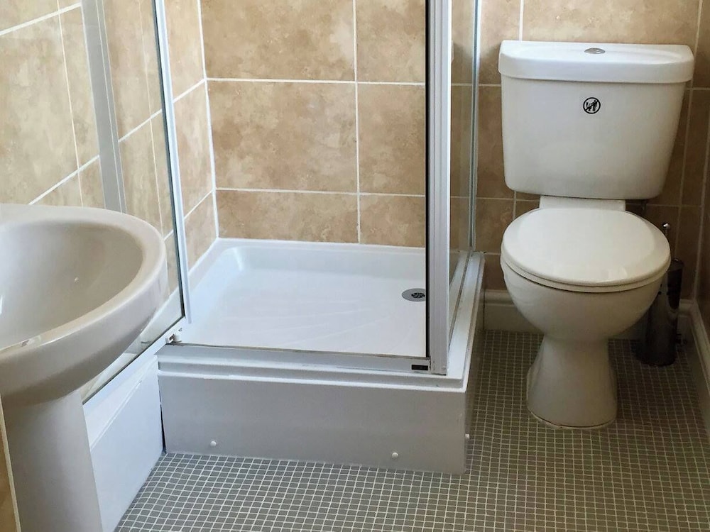 Skegness Vacations - The Northdale Hotel Ltd - Property Image 14