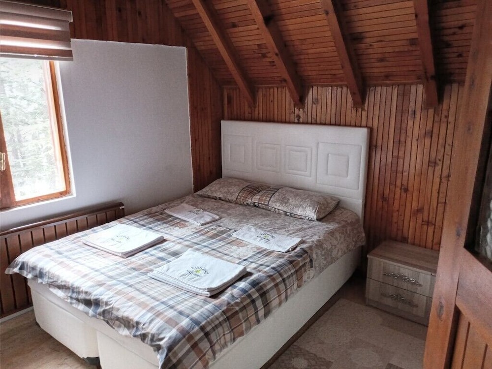 Karaova Camping Bungalov view 4