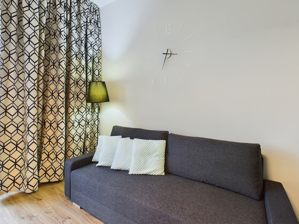 Studio Warsaw City Center by Renters view 5