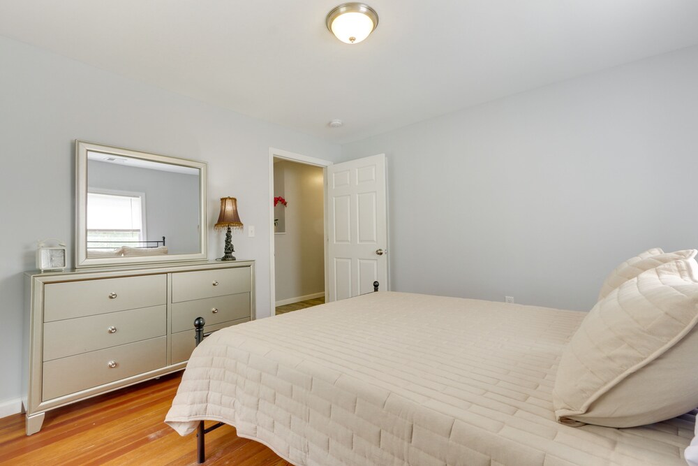Pet-friendly Connecticut Retreat Near Golfing! - Property Image 18