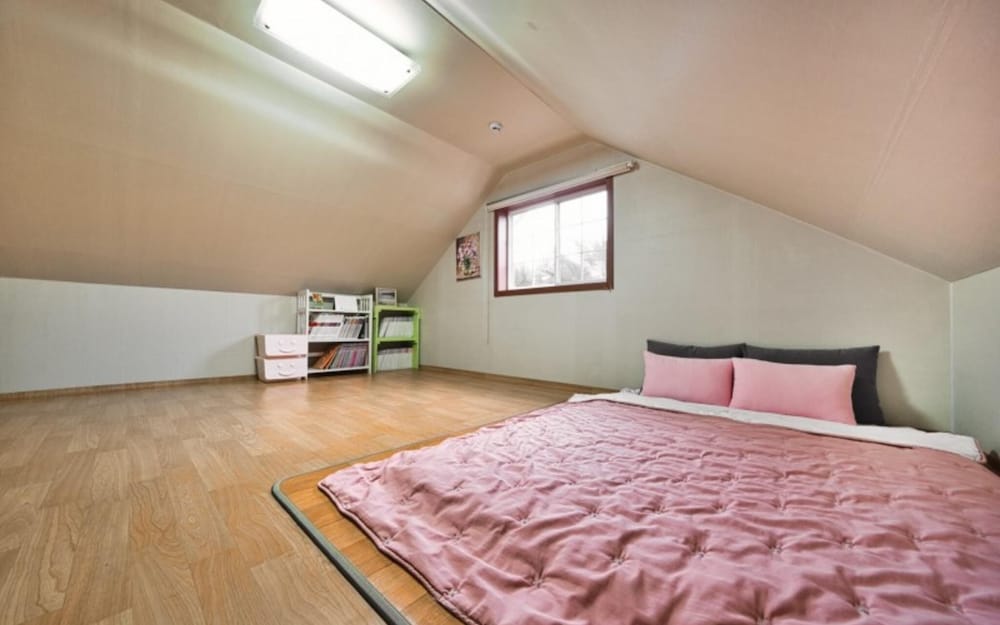 Jeju Daeheul Chalet Pension view 4