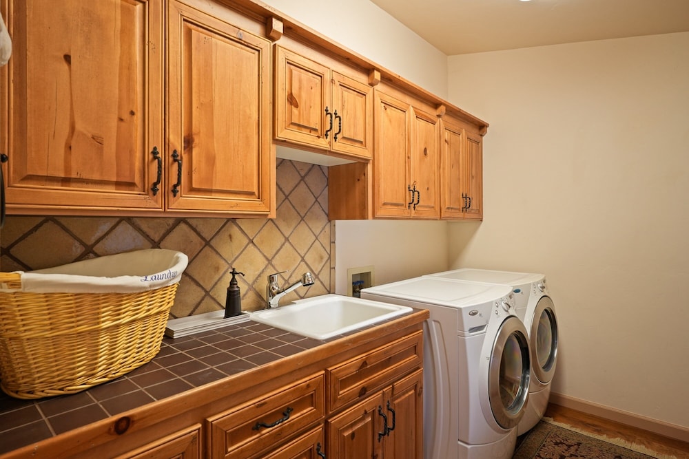 20 Red Cedar 3 Bedroom Home