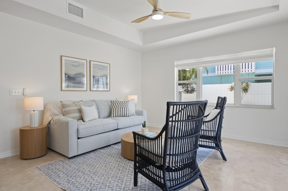 Latitude Adjustment Ami 3 Bedroom Home