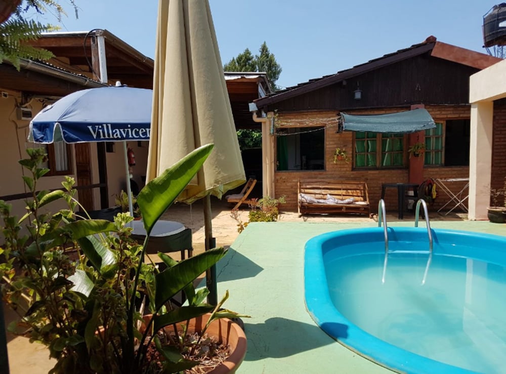Hospedaje Los Pinos