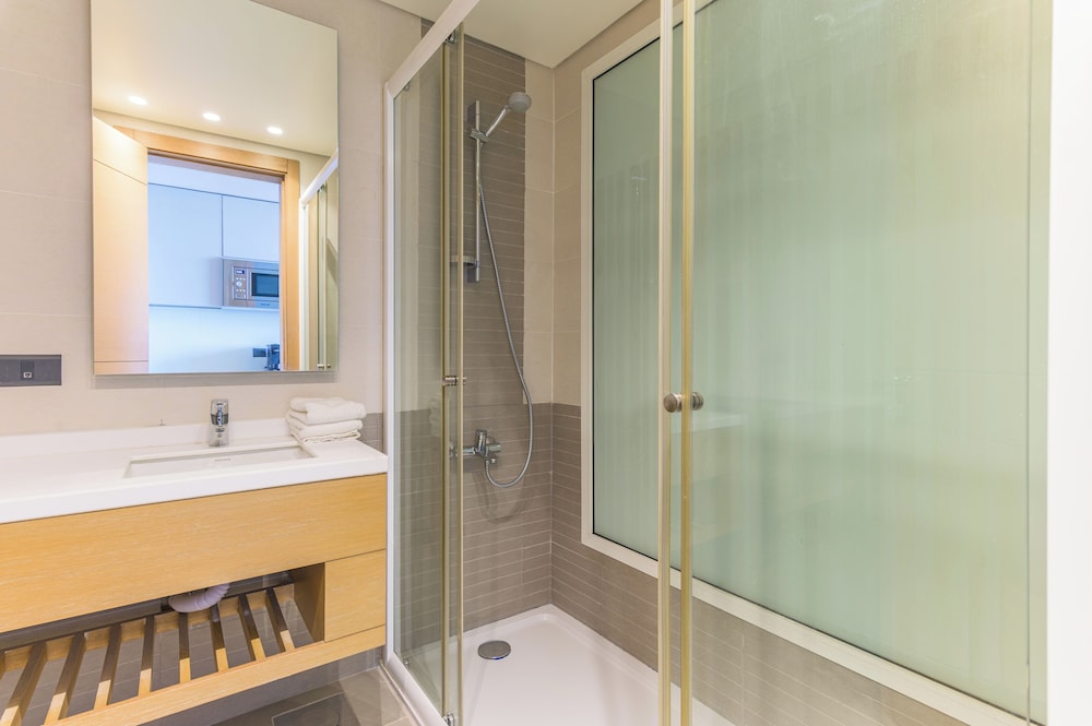 Jounieh Living - Residences by Local Host