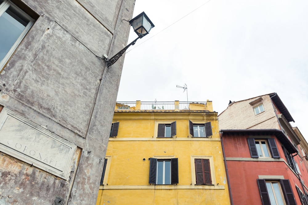 Navona Home