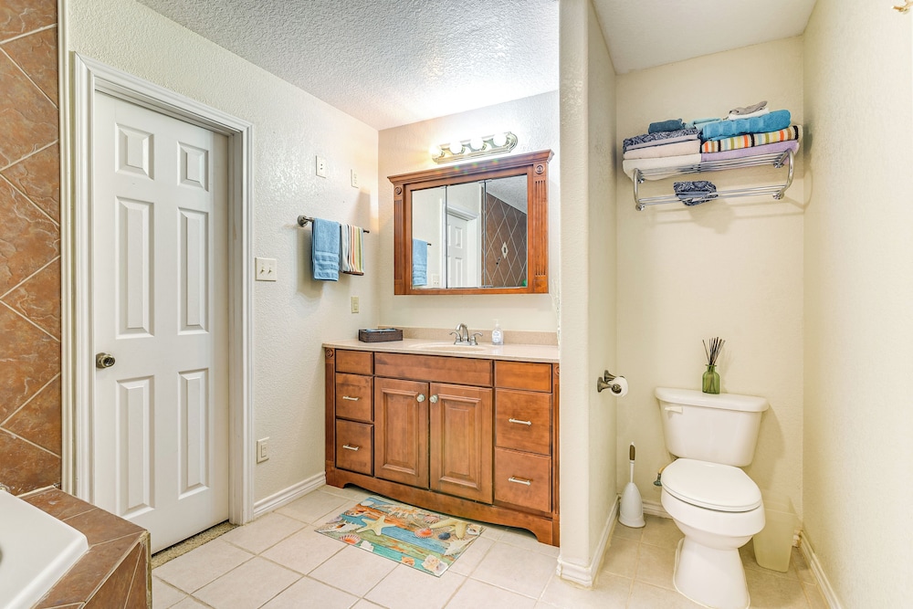 Intracoastal Views & Deck: Surfside Beach Home