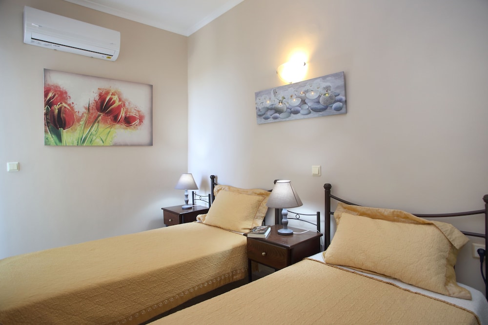 Villas Goudis