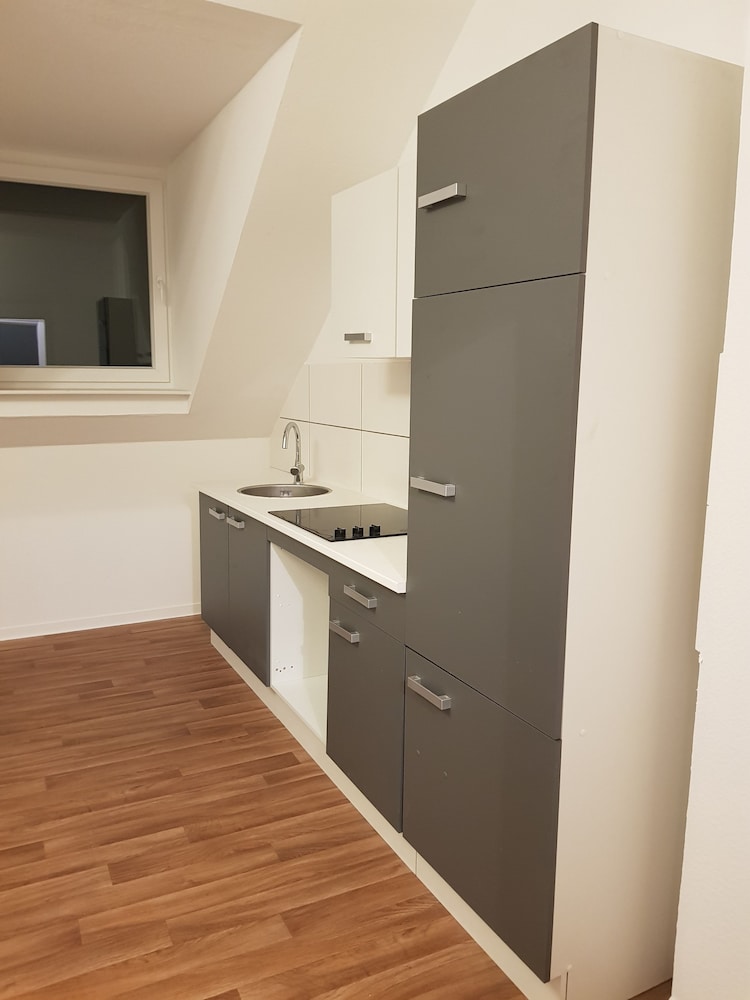 Wuppertal Vacations - SP Hotels- Apartment an der Wiesenstrae - Property Image 5