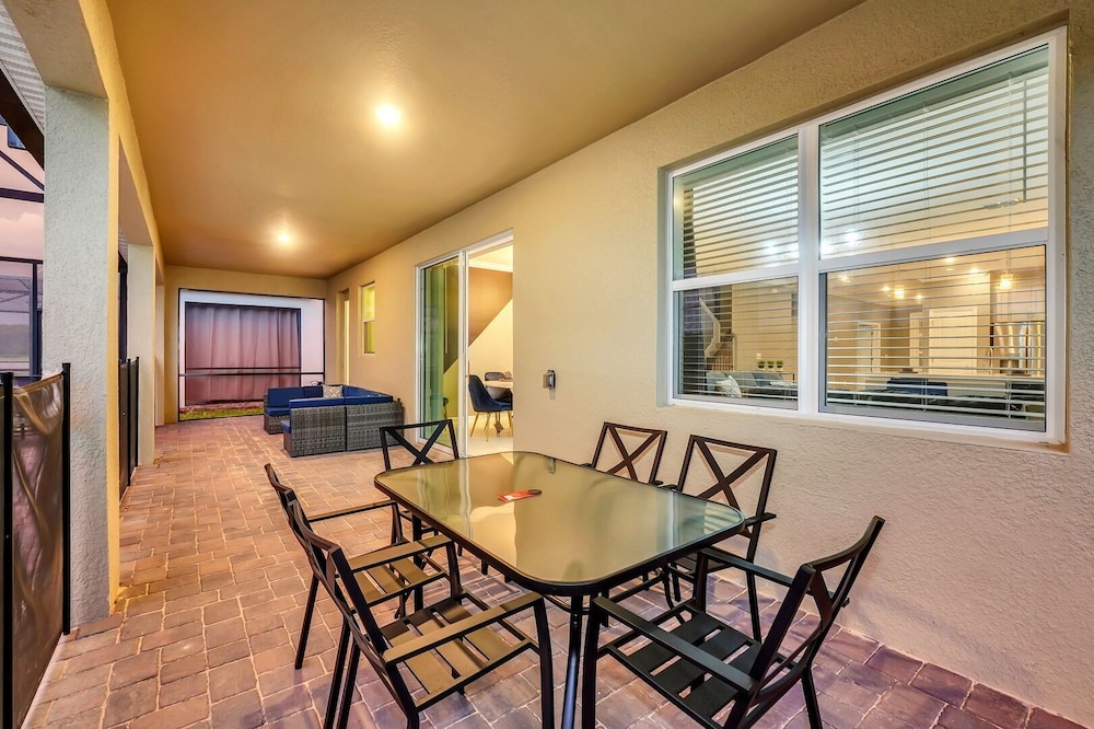 Serenity Lakeview Retreat Stunning Water Views, No Rear Neighbors, Private Pool, Game Room & Star Wars Cinema
