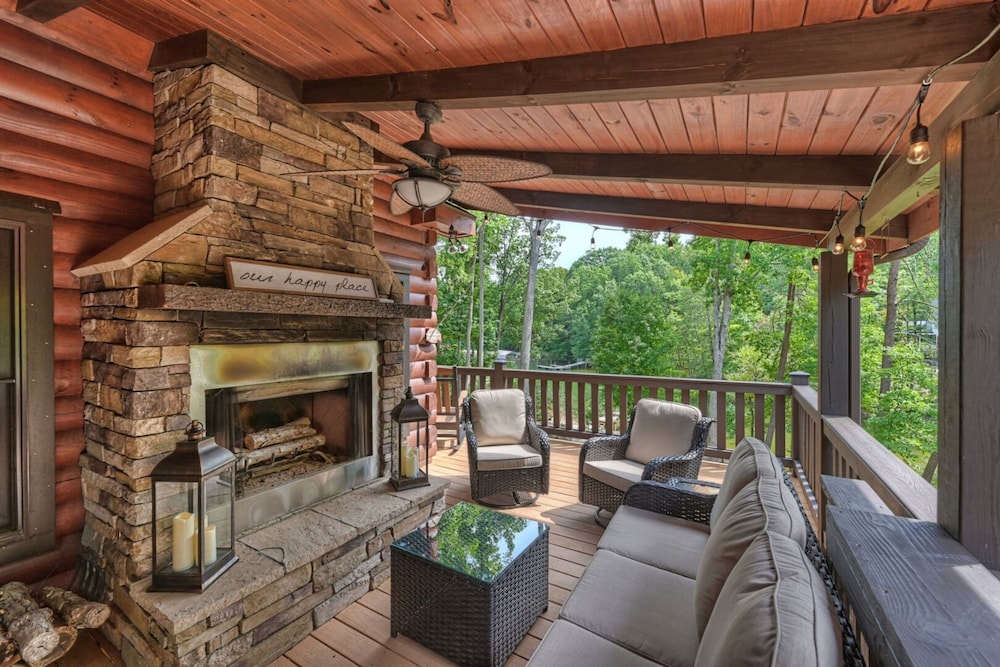 Bankhead Lodge by Avantstay Waterfront Log Cabin