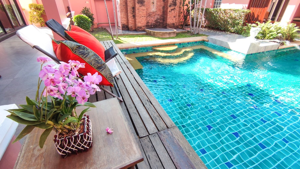 Pratamnak villa