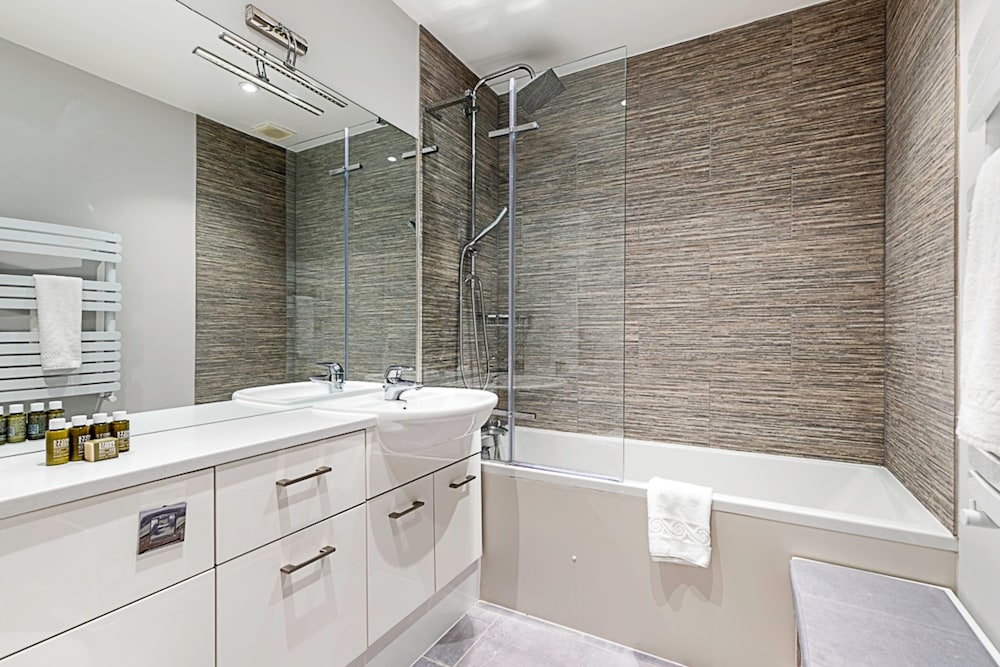 Charming Earls Court Apartment