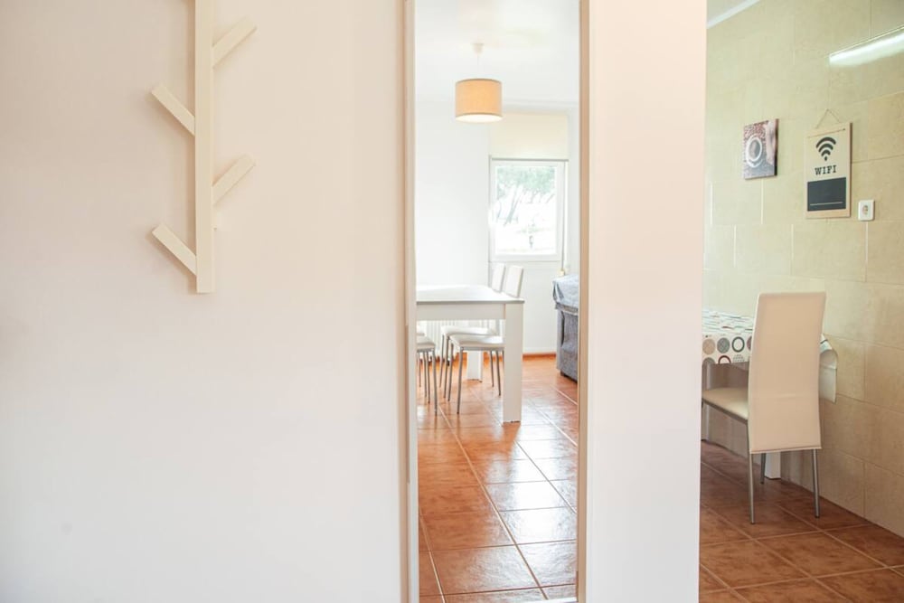 Peaceful and Serene 3 Bedroom Apartment in Lisbon