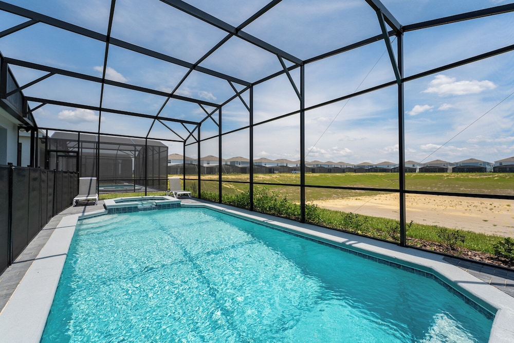 New Jungle Adventure 9BR Villa by Disney