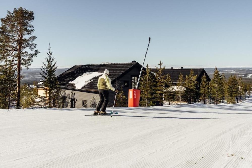 Idre Sky Mountain Lodge- Ski in Ski out