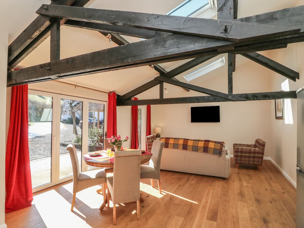 Zeal Cottage view 3