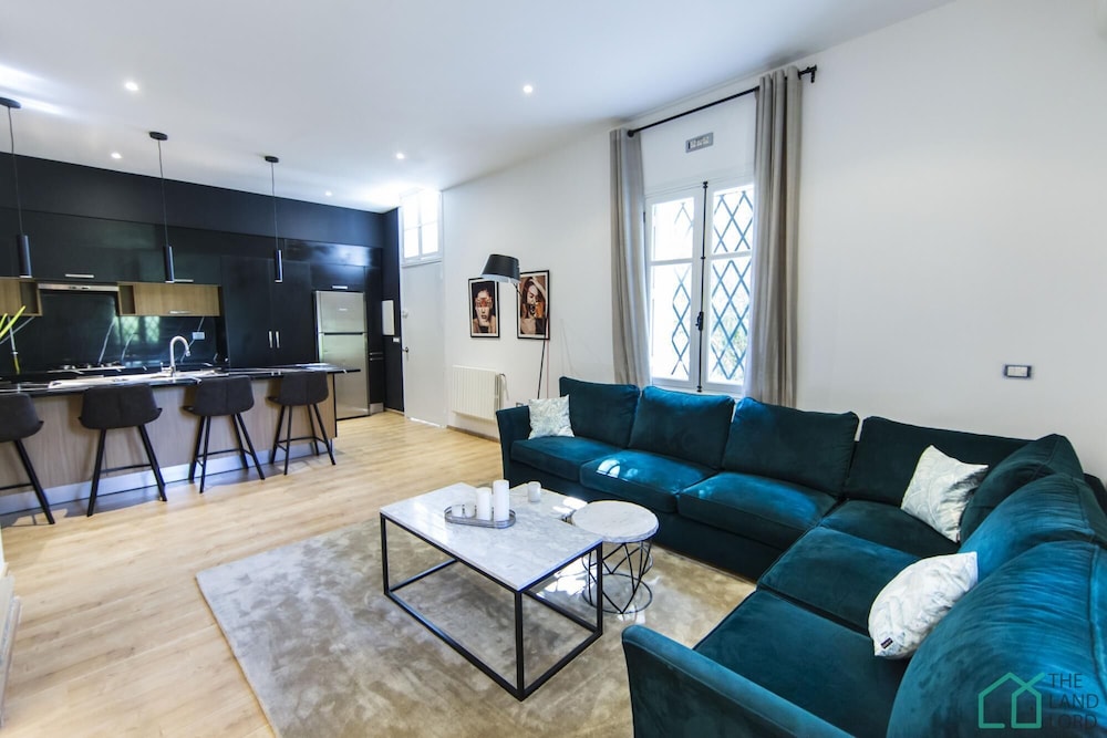 L Appartement du Palais apt 2 Chambres et Jardin view 2