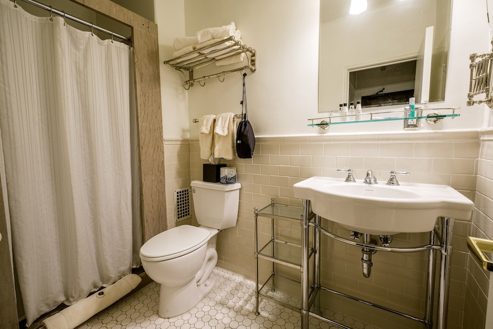 Hotel 340 - Property Image 40
