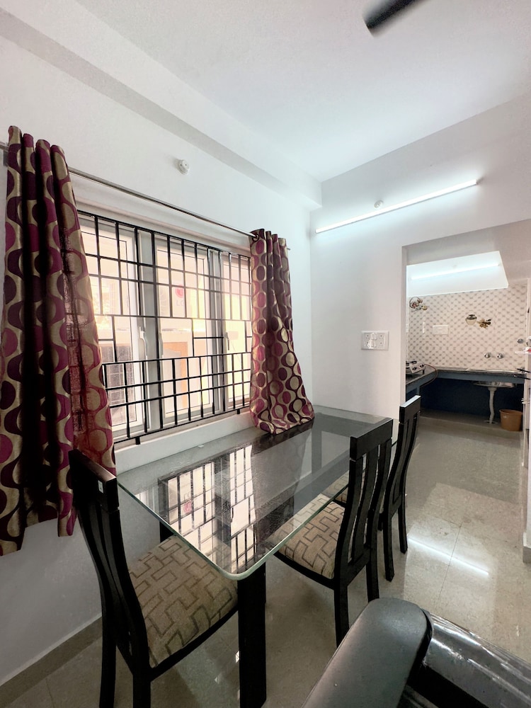 Sishya Service Apartment - Chennai OMR