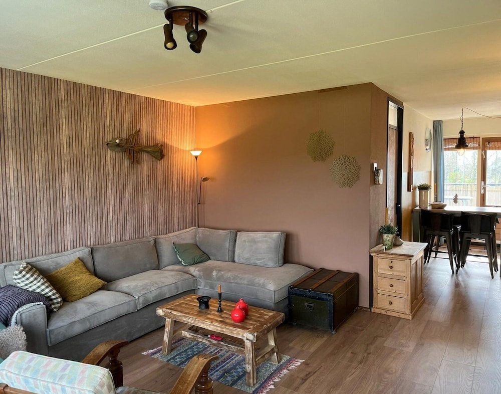 Spacious Apartment in Maartenszee Dune