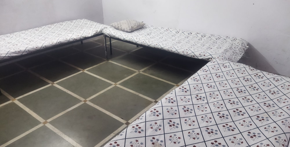 Maa Kaamal Deep - Homestay and PG
