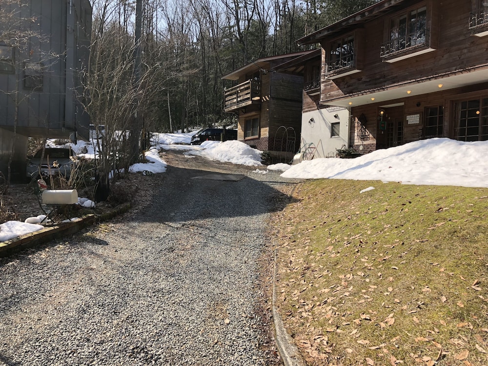 Inn of Amigos Yasuda Pension