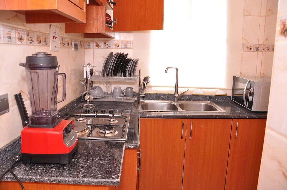 TILT APARTMENT