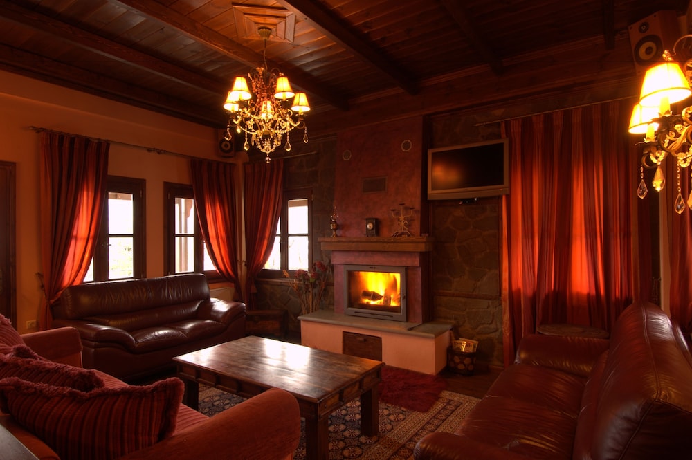 Kroupi Hotel photo 5