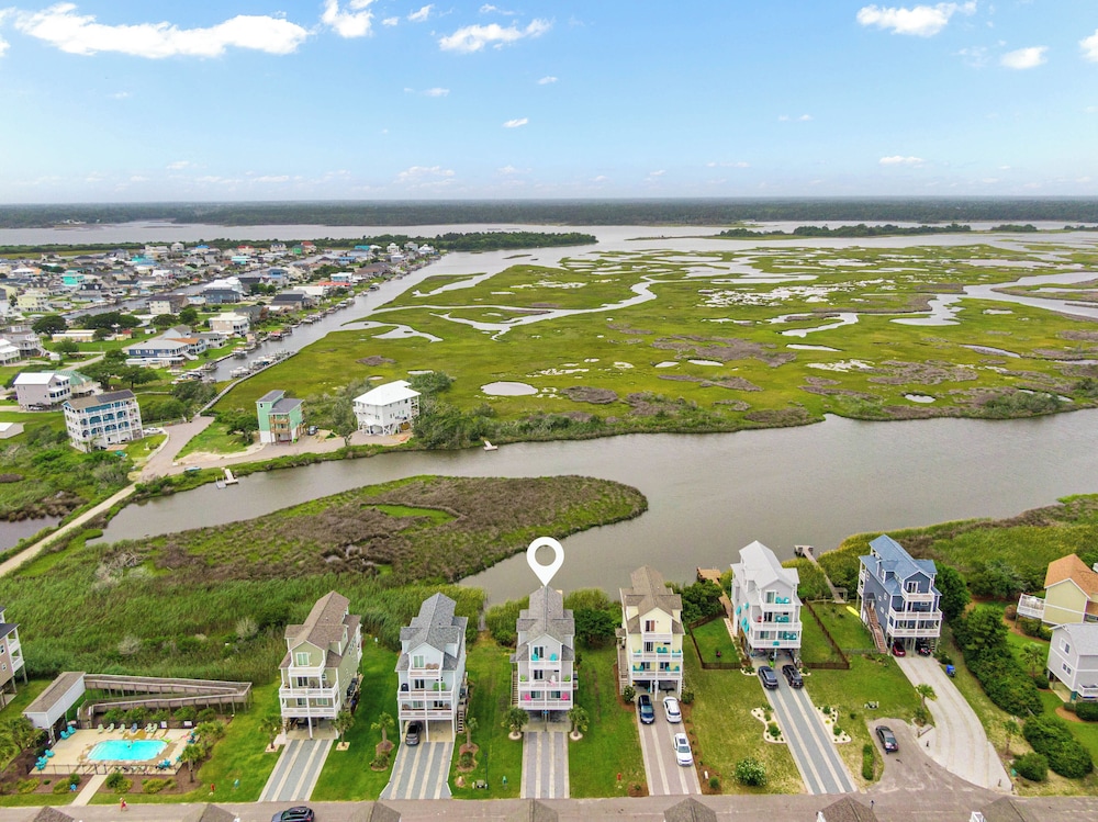 Palm Beach North by Topsail Realty