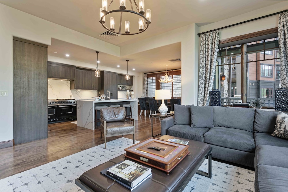 407 - Four Bedroom Silver Strike 4 Condo