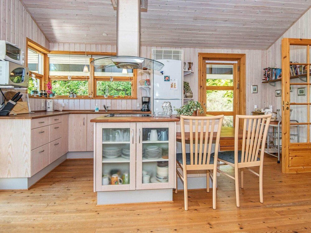 Inviting Holiday Home in Ebeltoft near Sea view 4