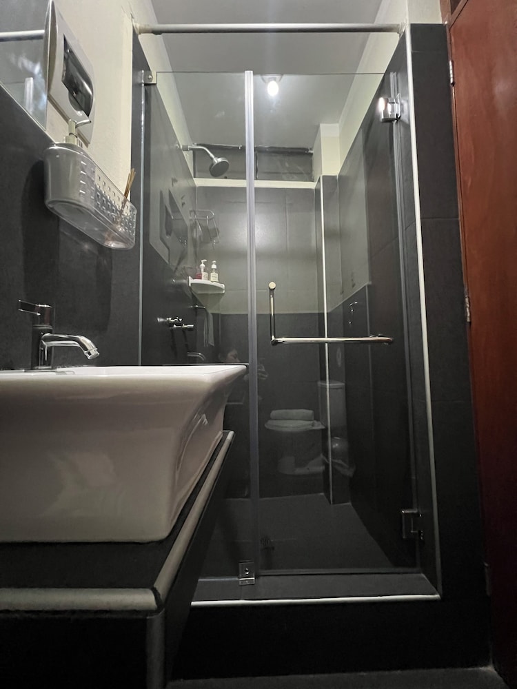 Airport Tampu B&B - Lima Airport, photo 16