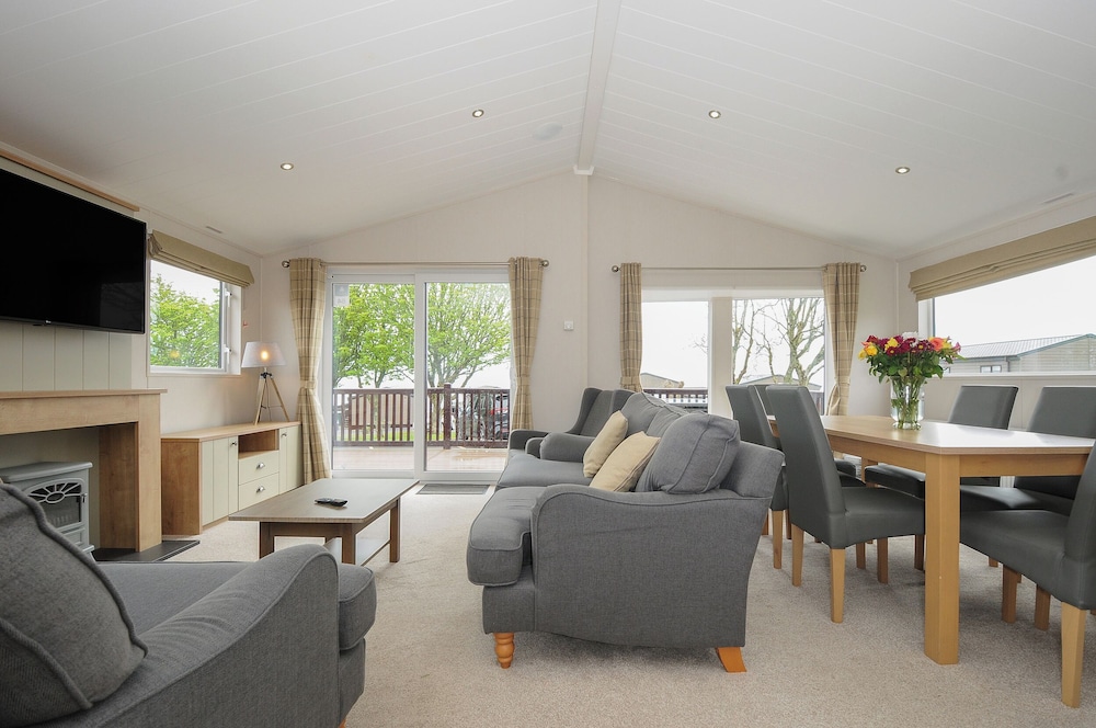 Lodge 64 at Riviera Bay Coastal Retreat