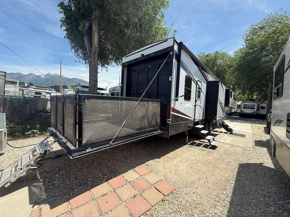 Mountain Shadows RV & MHC