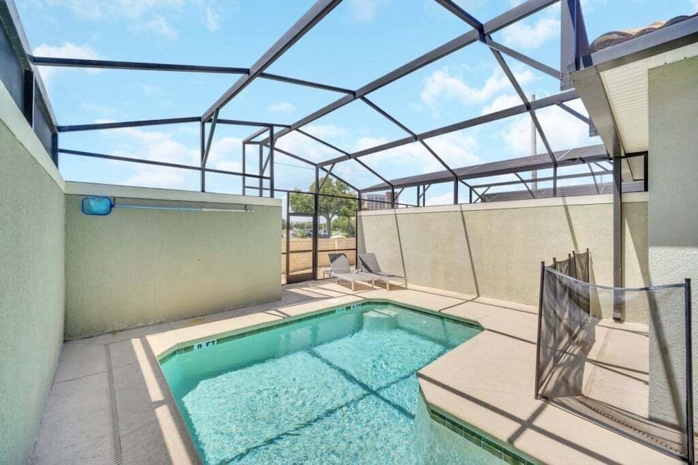 Retreat & Relax Screened In Pool Home Kid Rooms 4 Bedroom Townhouse