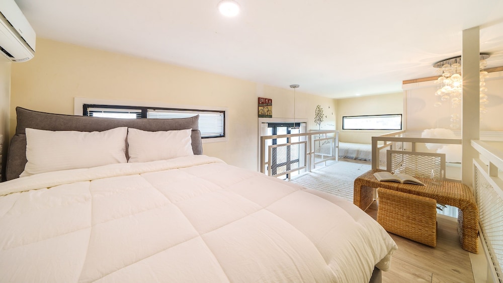 Gyeongju 20th Street Spa Pension