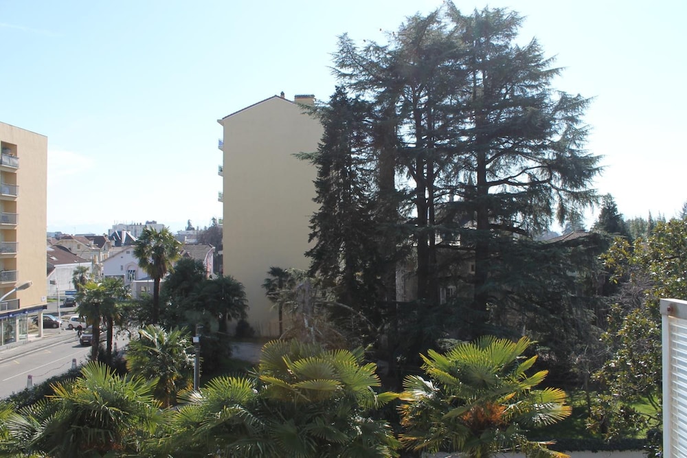 Pau Vacations - Hotel Montilleul - Property Image 6