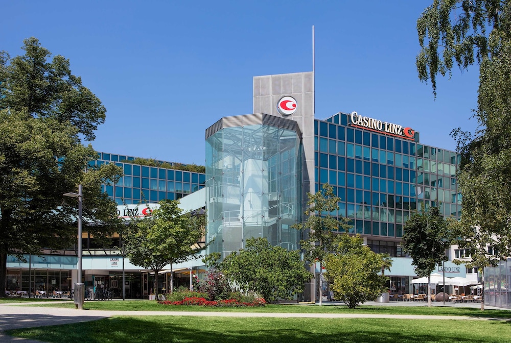 Linz Vacations - Hotel Schillerpark Linz, a member of Radisson Individuals - Property Image 41