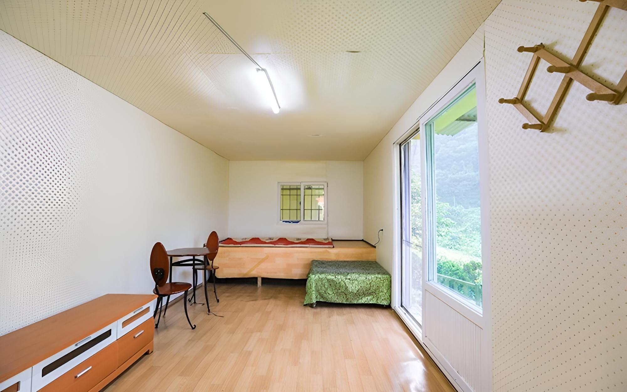 Jecheon Noksuwa Cheongsanuijip Pension view 4