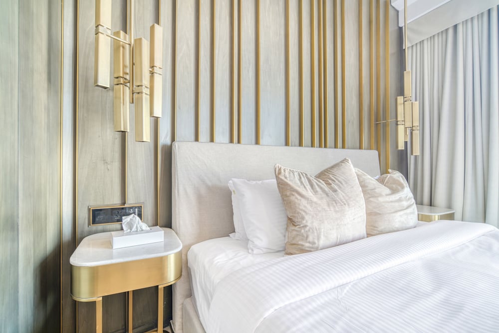 Five Palm Jumeirah Residences -Mint Stay
