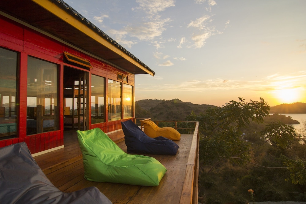 One Tree Hill - Hostel