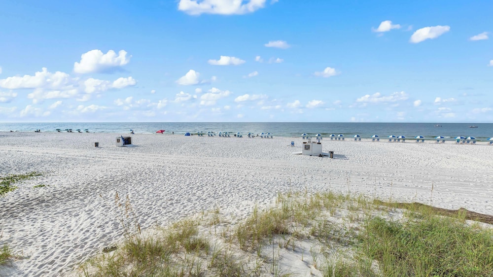 Seaside Beach & Racquet Club 1115